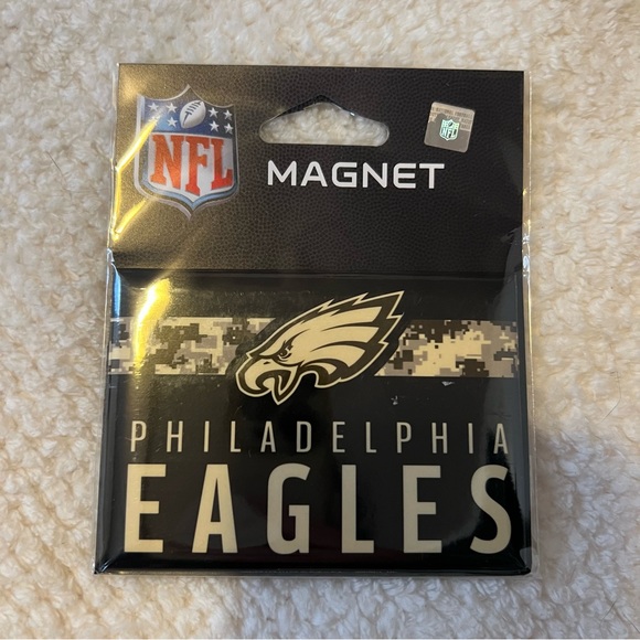 🦅 Philadelphia Eagles Licensed Metal Magnet🦅 - Picture 2 of 3